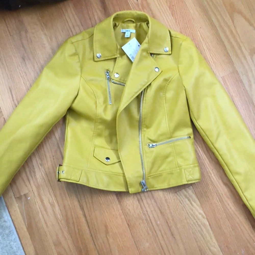 *SOLD* Host Pick! HP Bar III vegan leather jacket